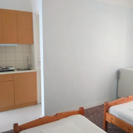 House 3*