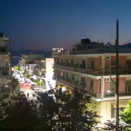 Ξενοδοχείο με διαμερίσματα House